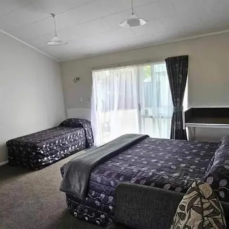 Sunnydays Motel Gisborne Exterior photo