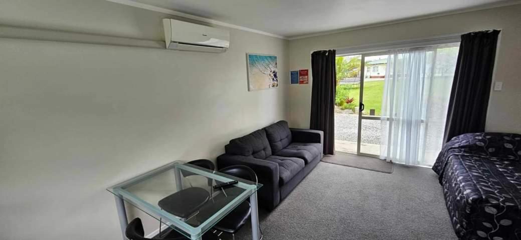 Sunnydays Gisborne